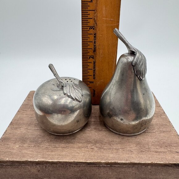 Web Pewter Vintage Apple Pear Fruit Salt & Pepper Shaker Set - Picture 6 of 7